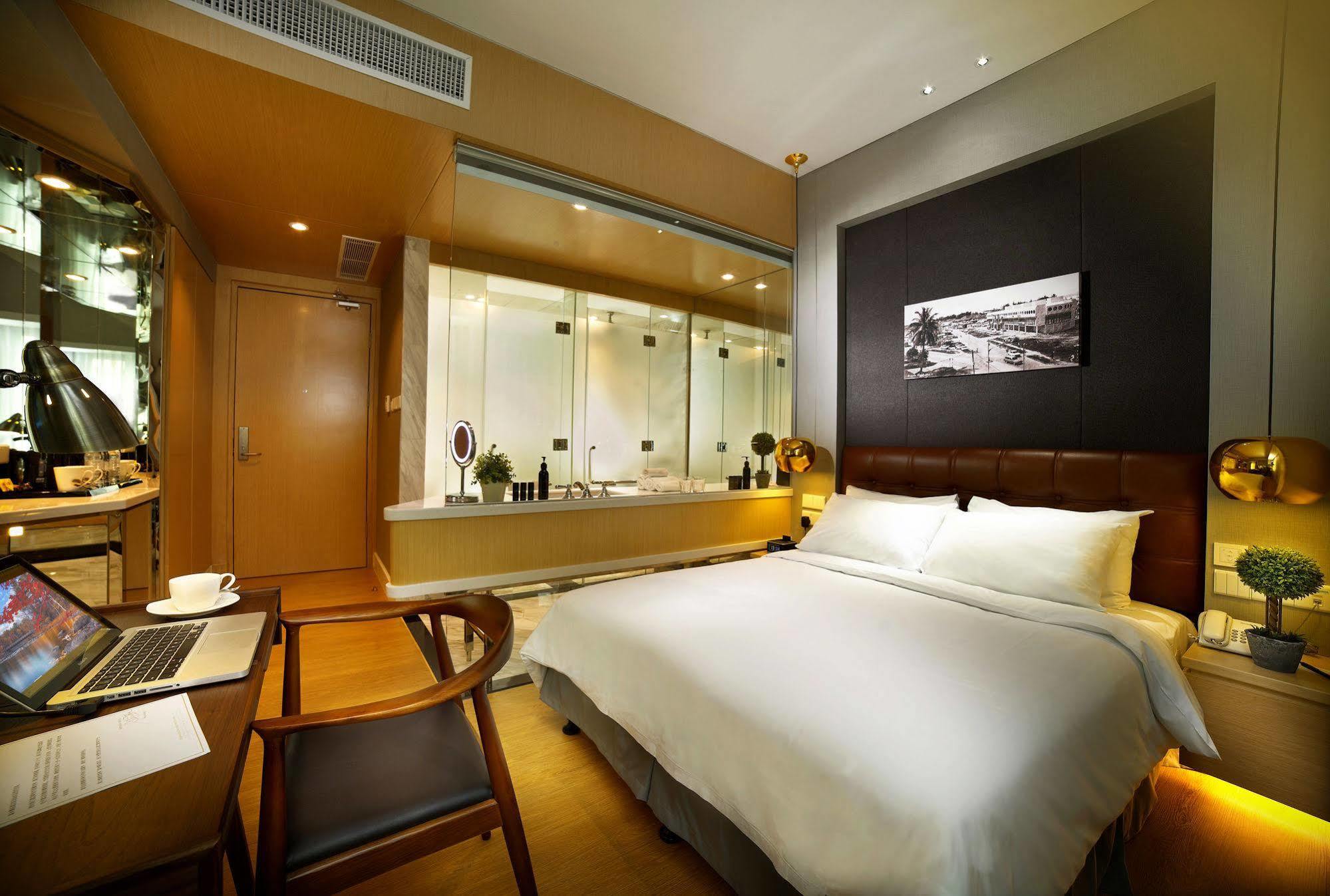 Kingwood Boutique Hotel Miri Extérieur photo